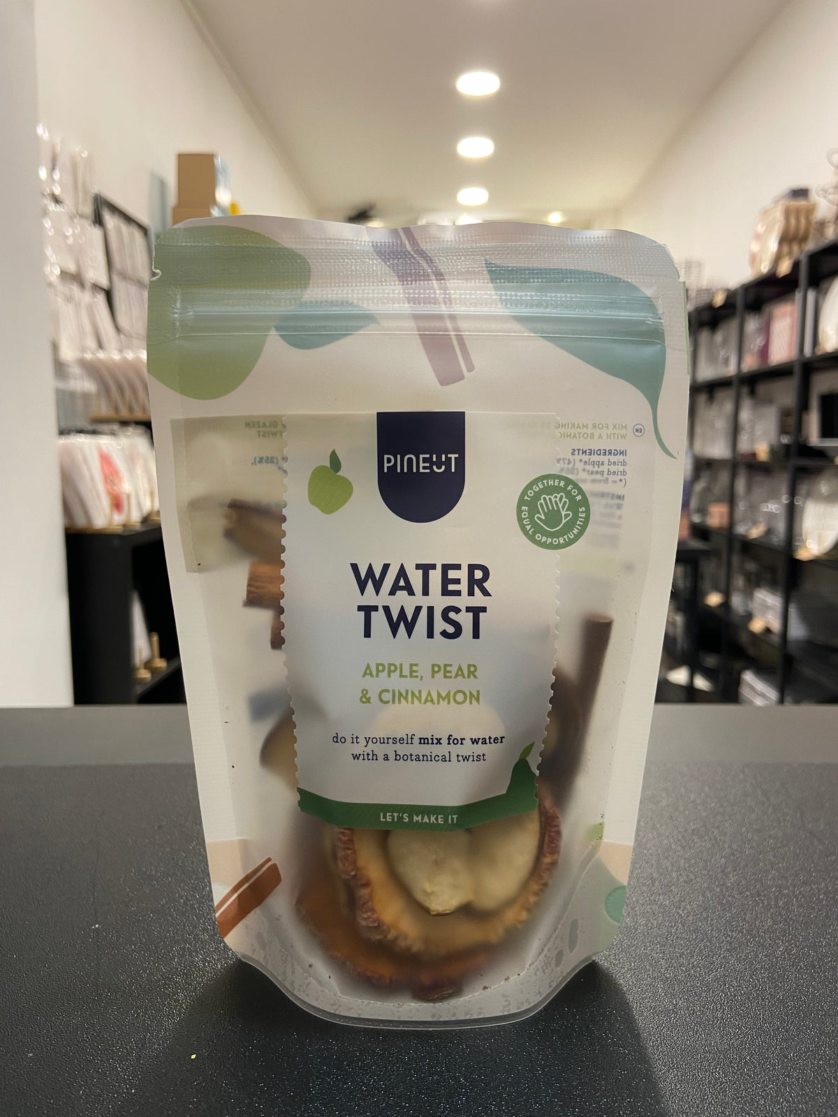 WATER TWIST - Mela, pera e cannella