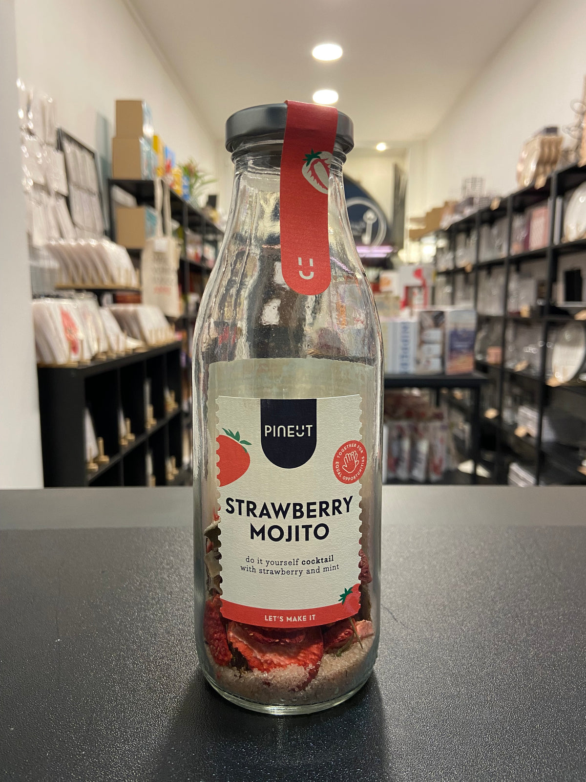 COCKTAIL - Strawberry mojito